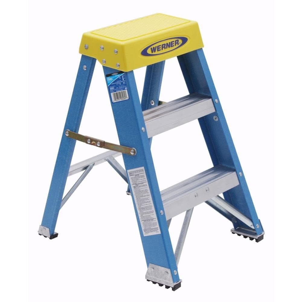 Werner 250-Pound Duty Rating Type I Fiberglass Stepladder